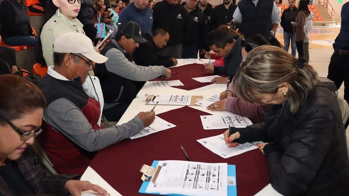 2 Detectan sobrepeso y obesidad en la mitad de los empleados del Municipio